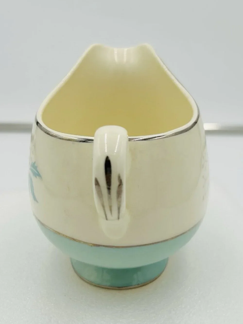 Homer Laughlin Romance Gravy Boat Eggshell Cavalier Turquoise Rare